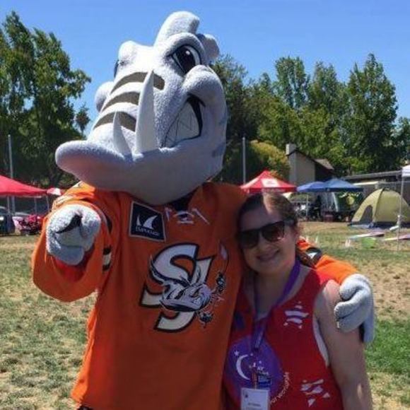 Meet your Posher, Ari - Picture 1 of 1